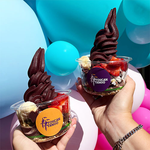 Fresh frozen-custard bowls & smoothies